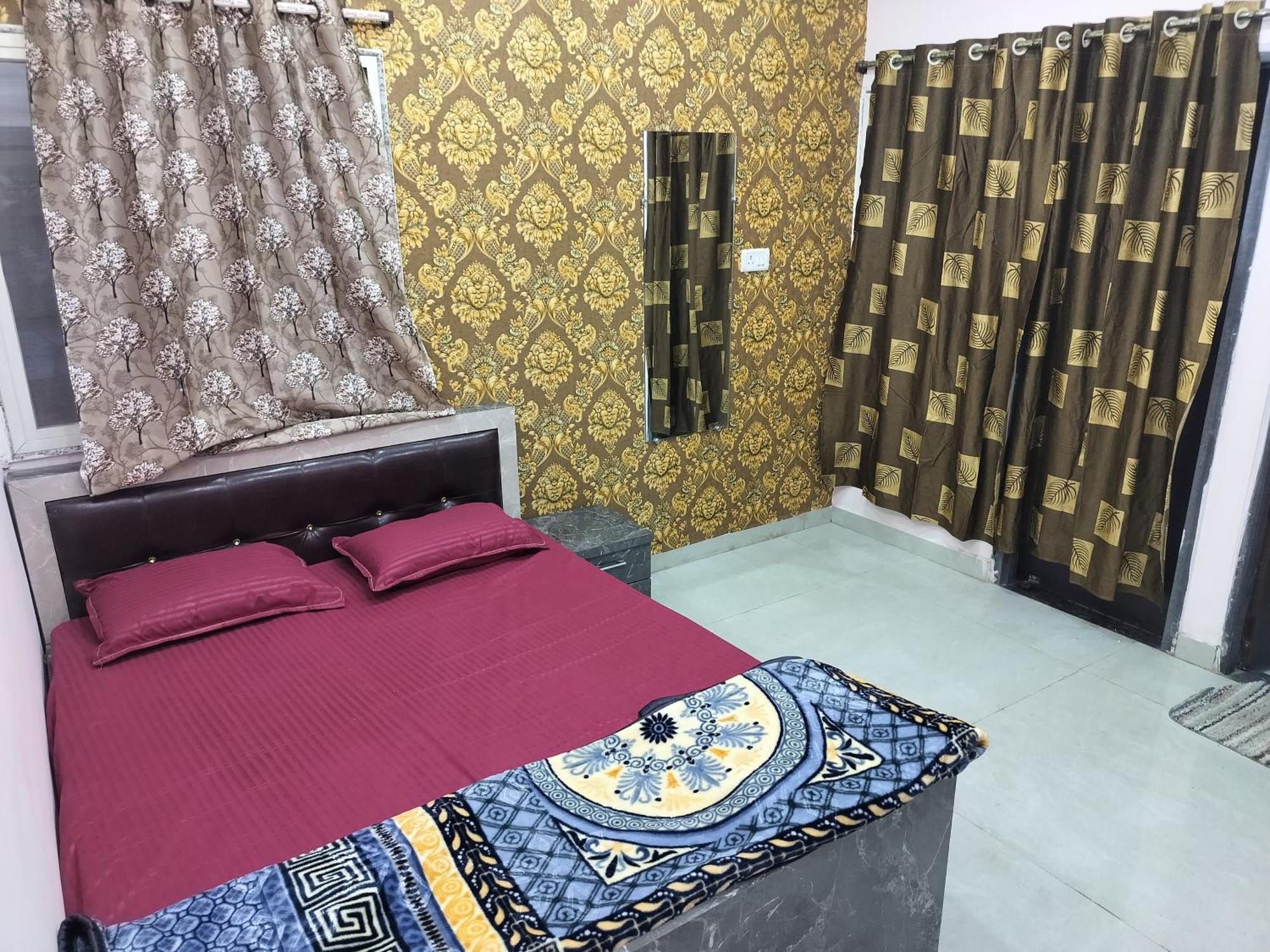 Shiv Shakti Homestay ウッジャイン エクステリア 写真