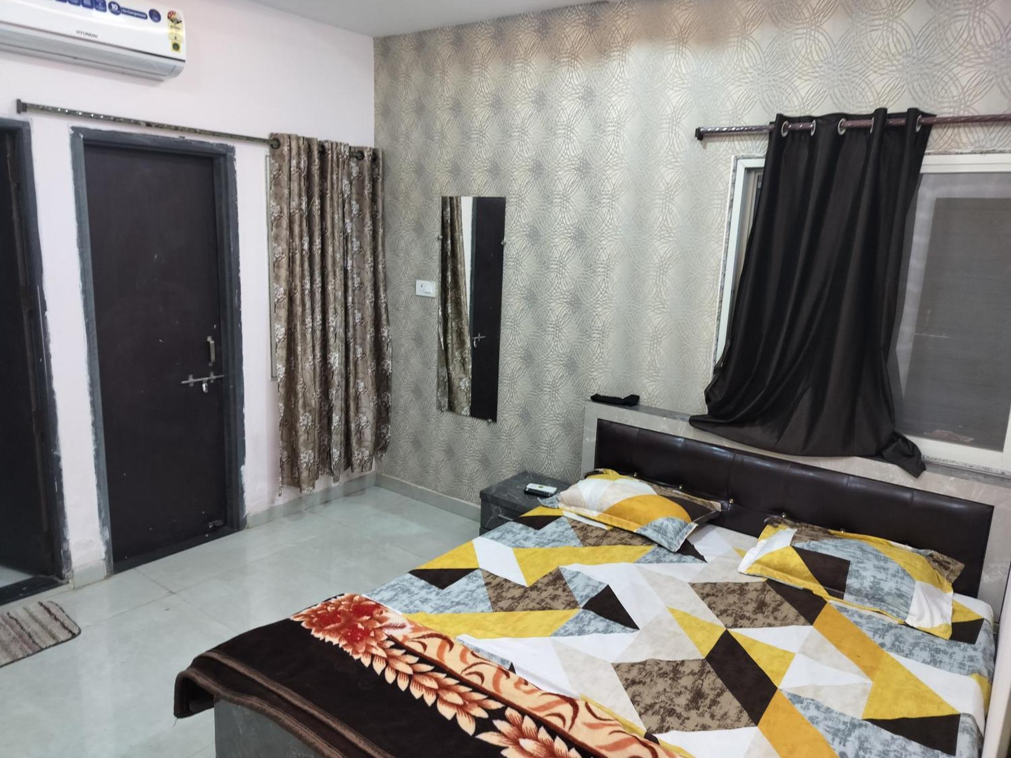 Shiv Shakti Homestay ウッジャイン エクステリア 写真